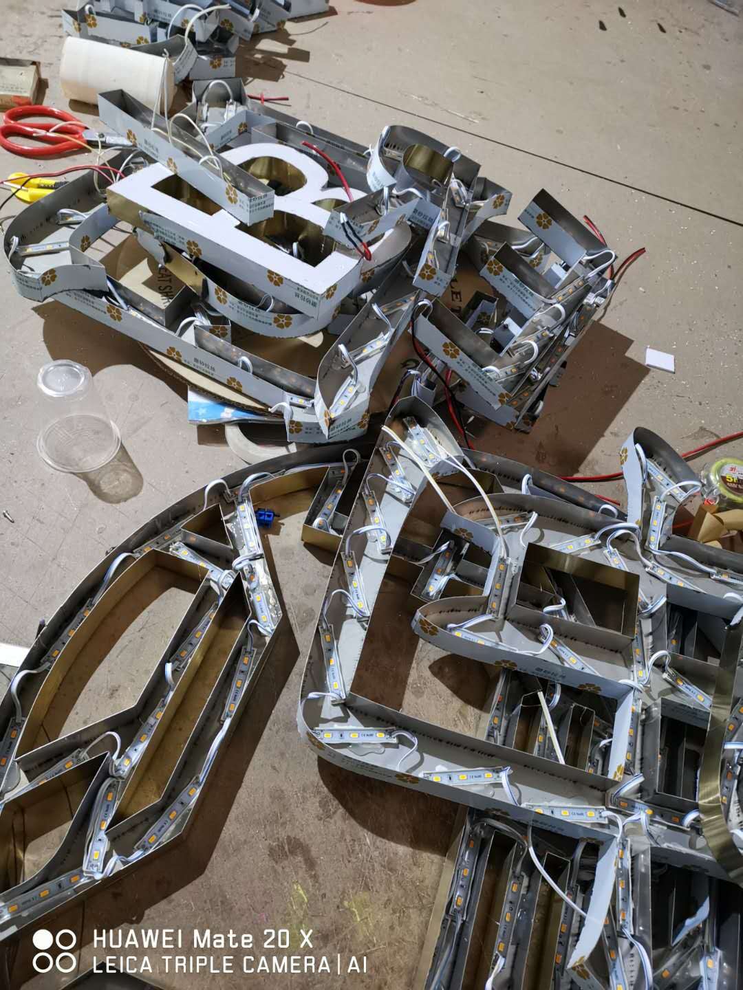 淄博水晶背打光發光字